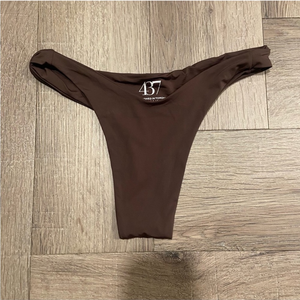 437 “Kenzie” Bikini Bottom in Espresso Size Small